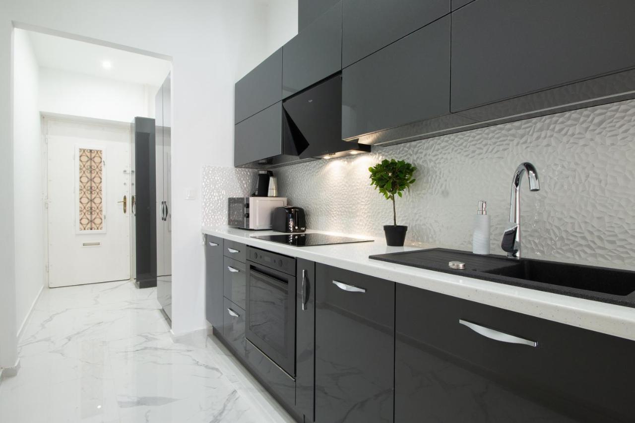 Basilika View Imperial Suite -Sas Street -Need Reservation For Free Parking Budapeste Exterior foto