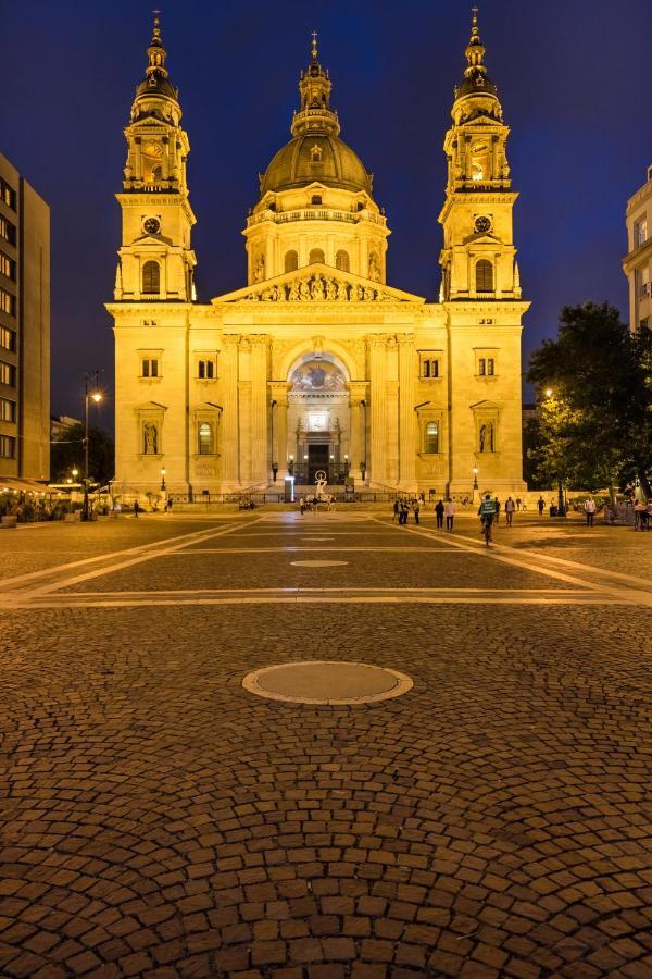 Basilika View Imperial Suite -Sas Street -Need Reservation For Free Parking Budapeste Exterior foto
